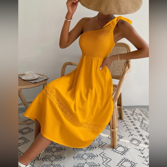 Boho tie one shoulder shoulder shirred lace insert dress - Picture 15 of 16